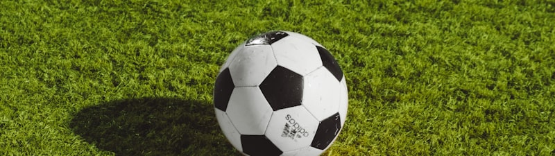 皇马对阵巴塞罗那足球比赛精彩瞬间 - 西甲国家德比战报